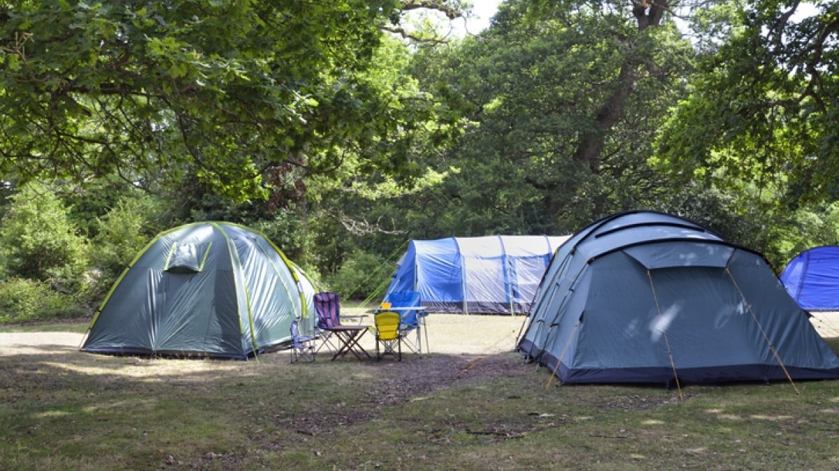 En France, les vacances interdites aux enfants séduisent de plus en plus 