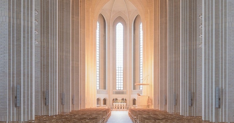 Laissez-vous impressionner par cette église danoise majestueuse et hors du commun 