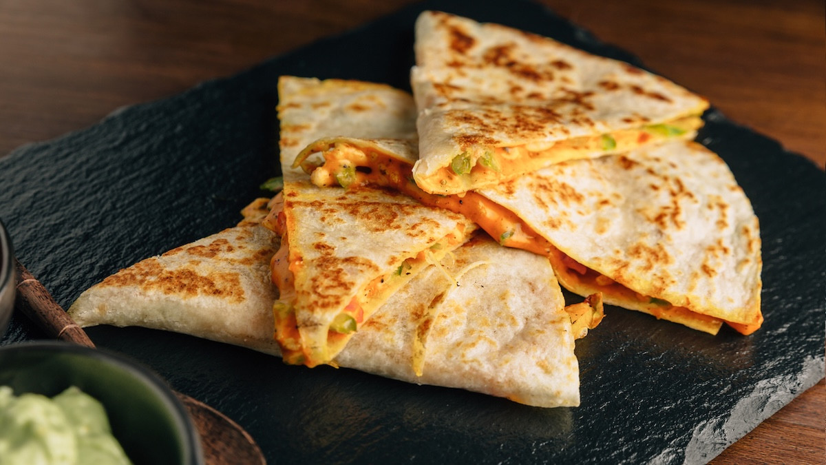 Vous avez 10 minutes ? Alors le dîner est servi avec ces quesadillas ultra-fondantes !