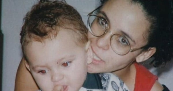 15 ans après, une mère retrouve son fils enlevé par son père grâce à une photo Facebook...