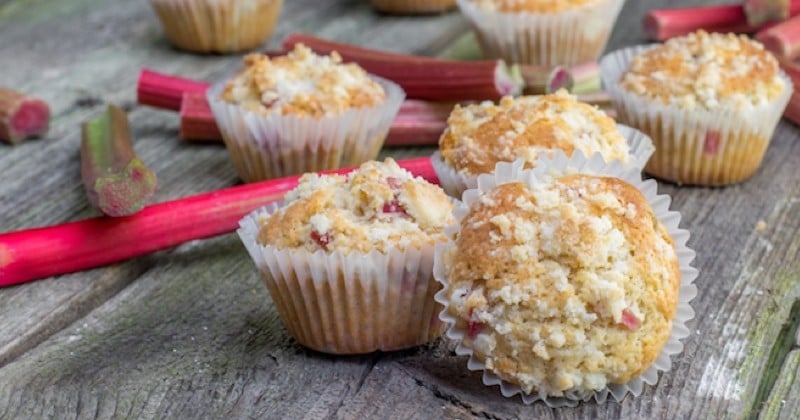 Et si vous vous lanciez dans une recette de muffins à la rhubarbe ? 