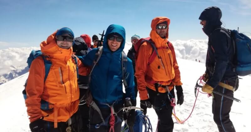 Samuel Ferber et Luc Méheux, amputés du tibia, ont atteint le sommet du Mont-Blanc en trois jours