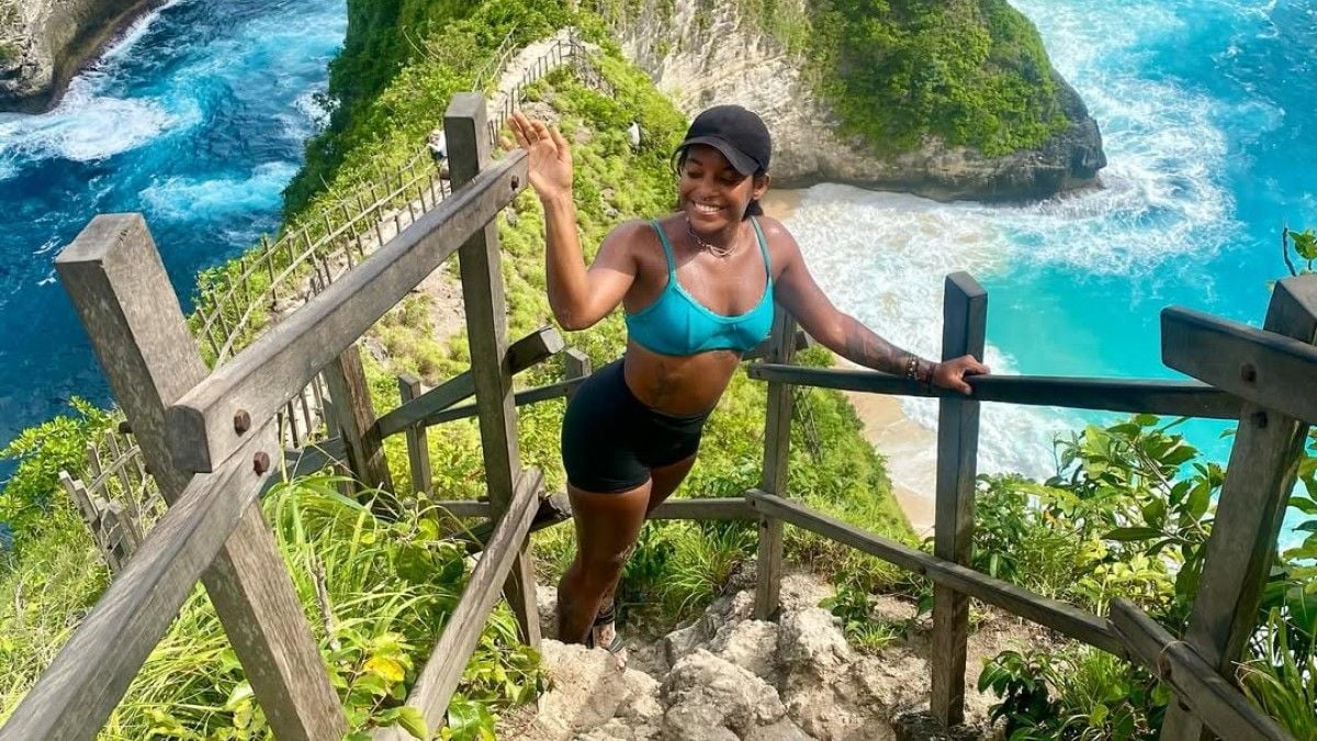 La touriste de 26 ans qui était tombée de 500 mètres dans un volcan actif a été retrouvée morte