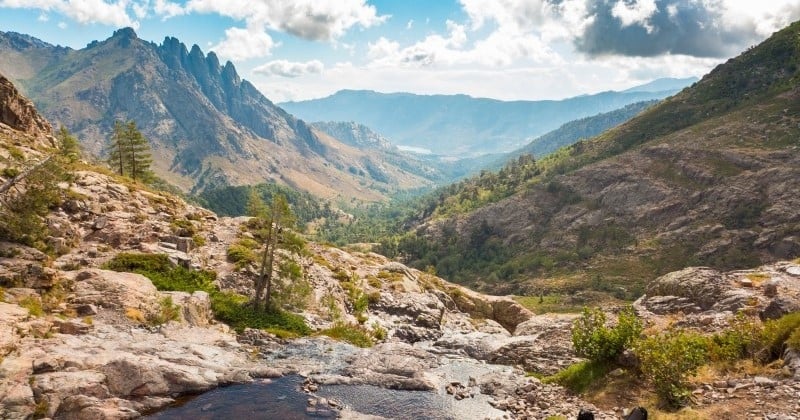 Les 6 plus beaux sentiers de randonnée en France à parcourir