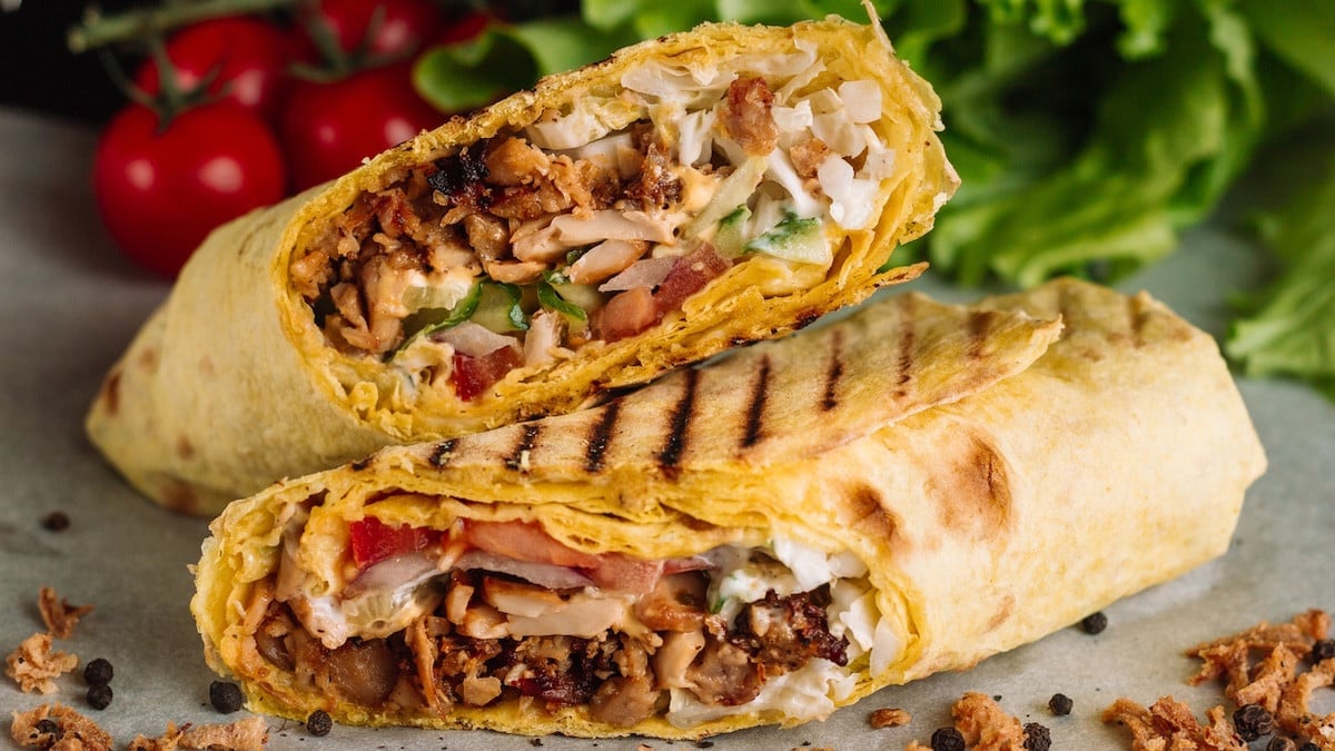 Wraps chauds au boeuf et cheddar : le dîner rapide qui met tout le monde d'accord !