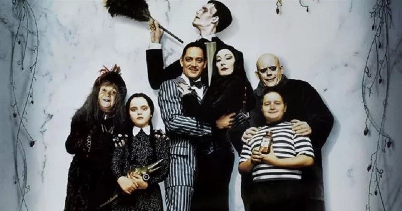 Tim Burton va adapter « La Famille Addams » en série