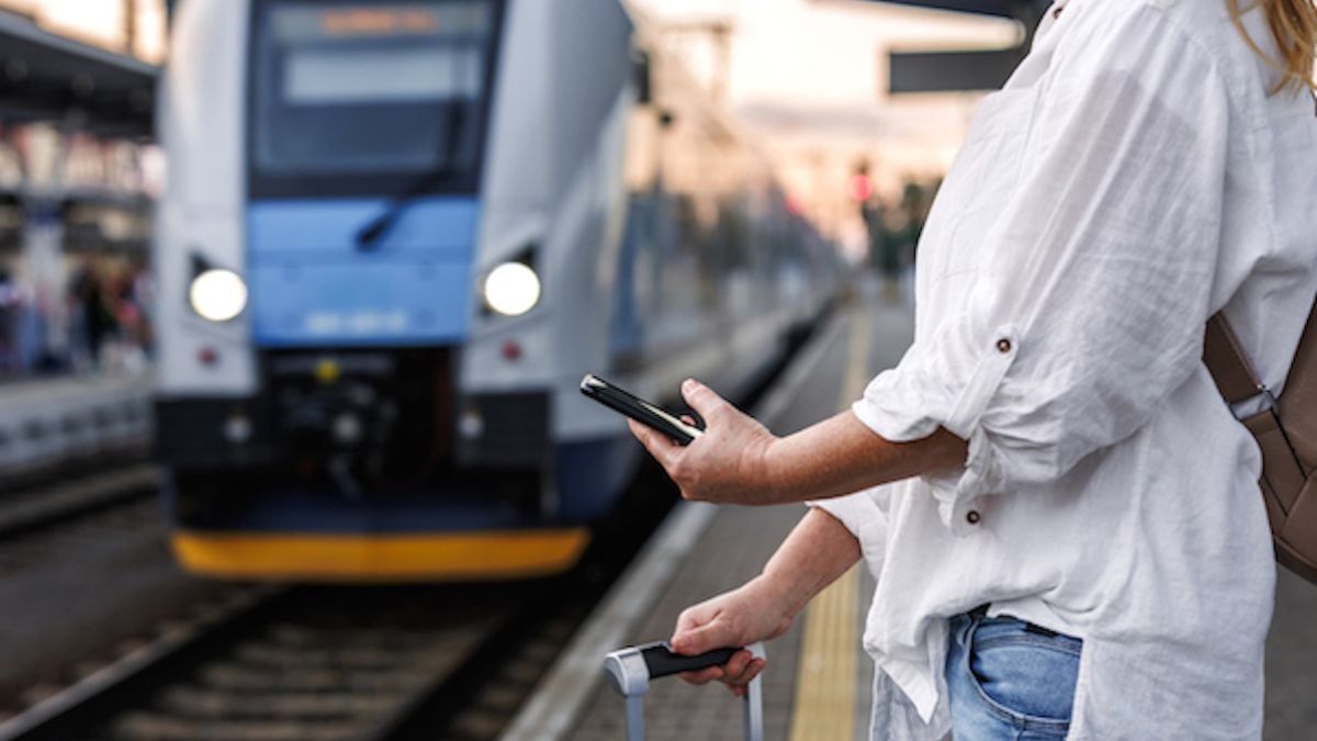 Elle protège une adolescente d'une agression sexuelle... et se fait agresser à son tour