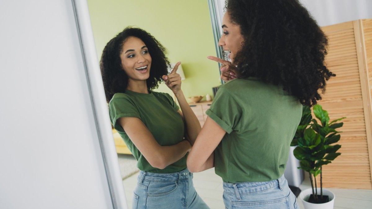 Vous vous parlez souvent tout seul ? Voici ce que cela signifie, selon les psychologues