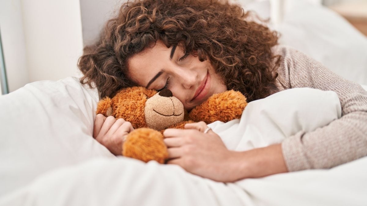 Avoir un doudou aiderait à mieux dormir, selon une étude très sérieuse