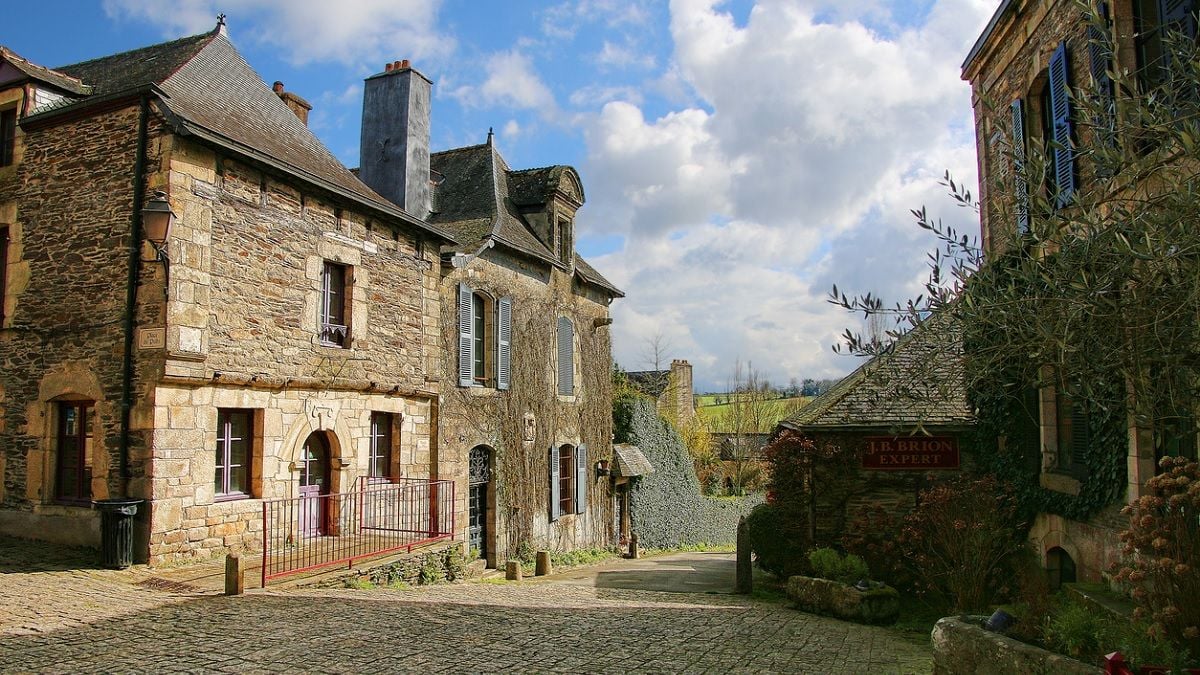 À bout face aux cambriolages, les habitants de ce village s'arment et créent leur propre « police de voisinage »
