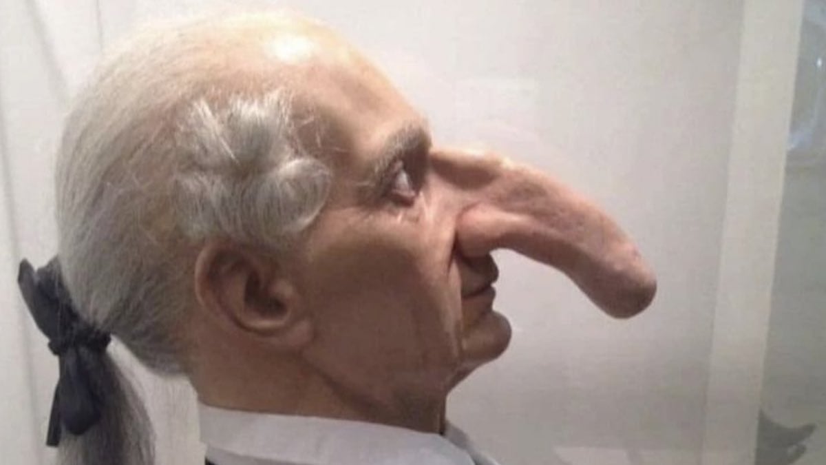 Ce Britannique avait le nez le plus long du monde... un organe de 19 centimètres !
