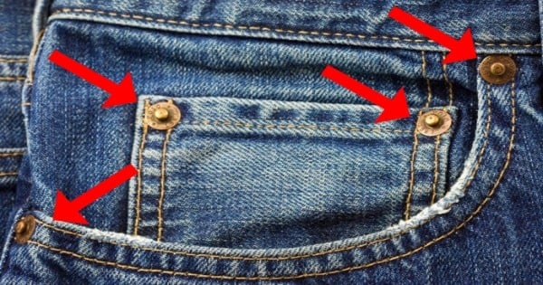 Savez-vous à quoi servent ces petits rivets en cuivre sur les jeans, à part de faire du bruit dans votre machine à laver ?