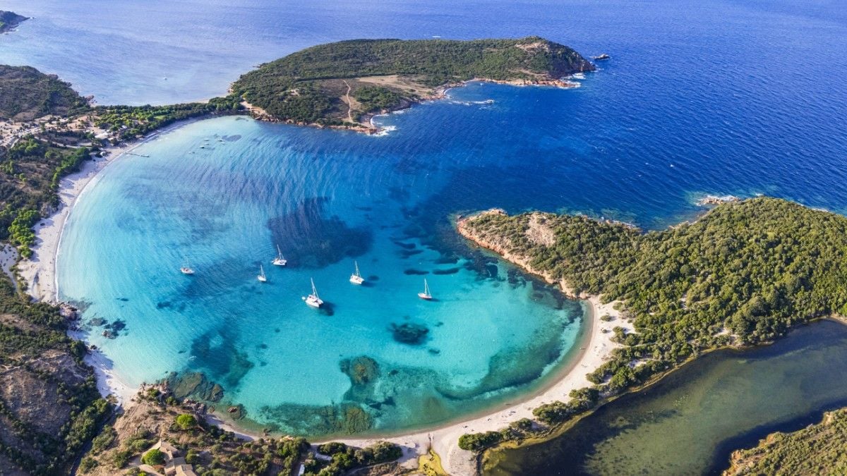 250 000 billets d'avion à prix cassés pour la Corse afin de relancer le tourisme