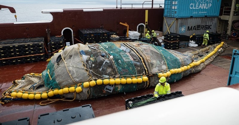 The Ocean Cleanup : un nouvel appareil a réussi à enlever plus de 9 000 kilos de déchets dans l'océan