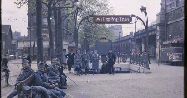 Voilà à quoi ressemblait Paris dans les années 1910 ! Un extraordinaire voyage dans le temps, en couleurs en plus...