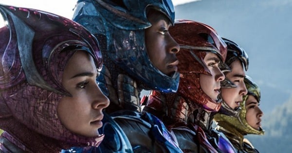 Découvrez un aperçu des armures des Power Rangers, au cinéma en 2017