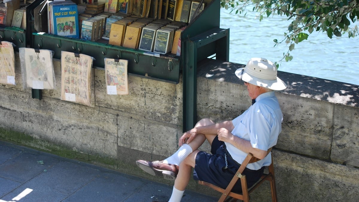 Les bouquinistes font de la résistance et refusent de partir pour les JO de Paris, malgré la décision de la mairie