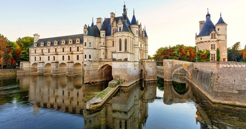 12 châteaux d'Europe qui vont vous donner envie de faire vos valises et de partir les découvrir