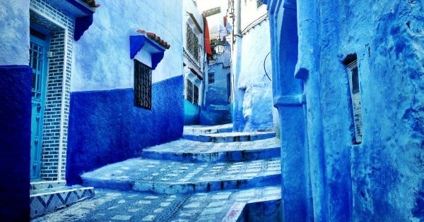 Découvrez le secret de Chefchaouen, le célèbre village marocain peint en bleu
