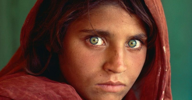 Voici à quoi ressemble aujourd'hui « l'Afghane aux yeux verts », âgée désormais de 50 ans