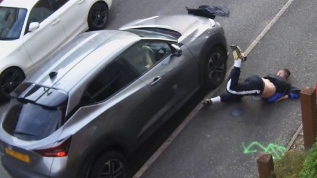 Armé d'un couteau, il menace un conducteur... qui lui roule dessus à deux reprises avec sa voiture