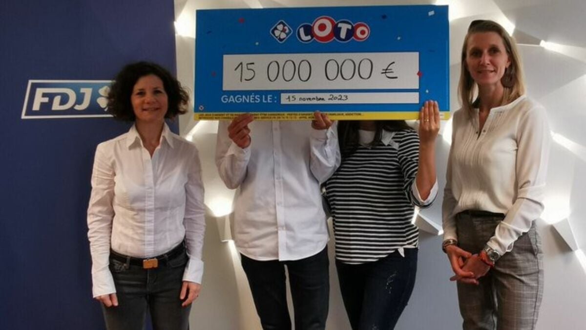 Après avoir gagné 15 millions d'euros au loto, il va quitter son métier pénible et partir sous les tropiques pour fêter ça