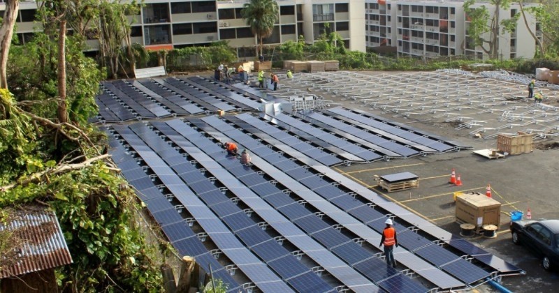 Tesla passe à l'action pour le Porto Rico et équipe un premier hôpital  en énergie solaire, après la coupure d'électricité généralisée provoquée par l'ouragan Maria
