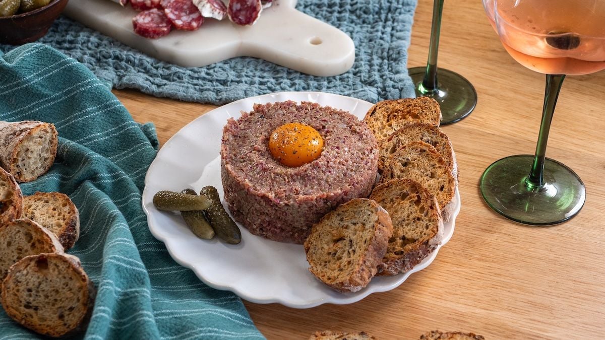L'apéro qui va mettre tout le monde d'accord : la tartinade de saucisson !