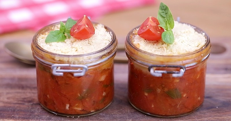 Découvrez le crumble de la mama toscana à la tomate, une recette qui mettra tout le monde d'accord !
