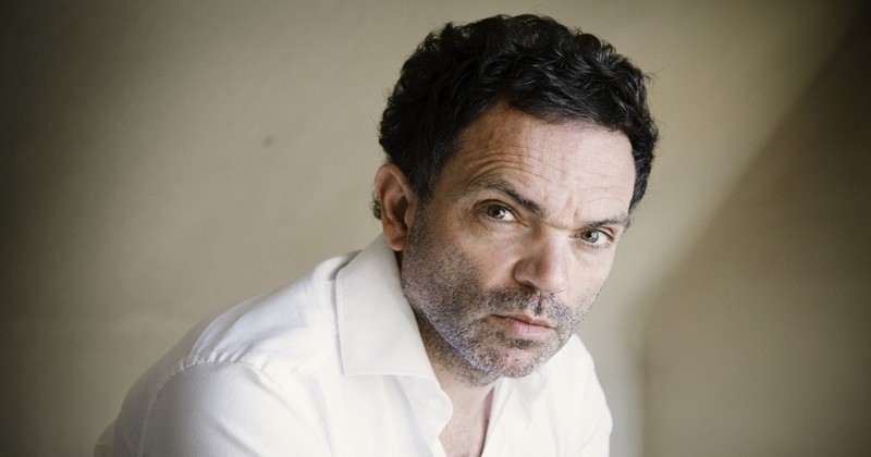 « À partir de combien de preuves commence un crime ? » : La lettre ouverte de Yann Moix à Emmanuel Macron interpelle