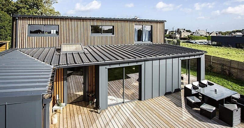 Il a construit une maison luxueuse à l'aide de six containers