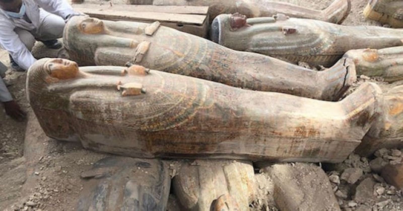 L'incroyable découverte de plus de 20 sarcophages à Louxor