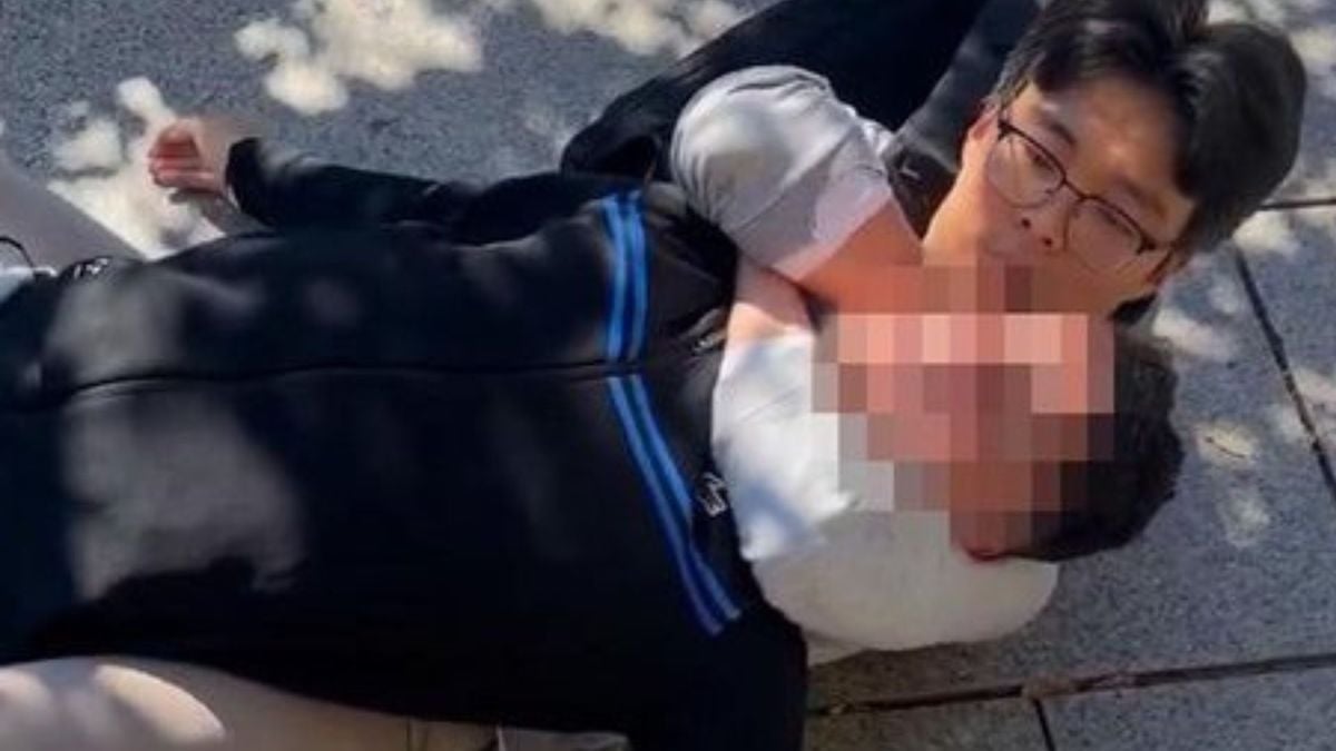 Victime d'une tentative de vol, un touriste utilise les arts martiaux pour immobiliser le voleur