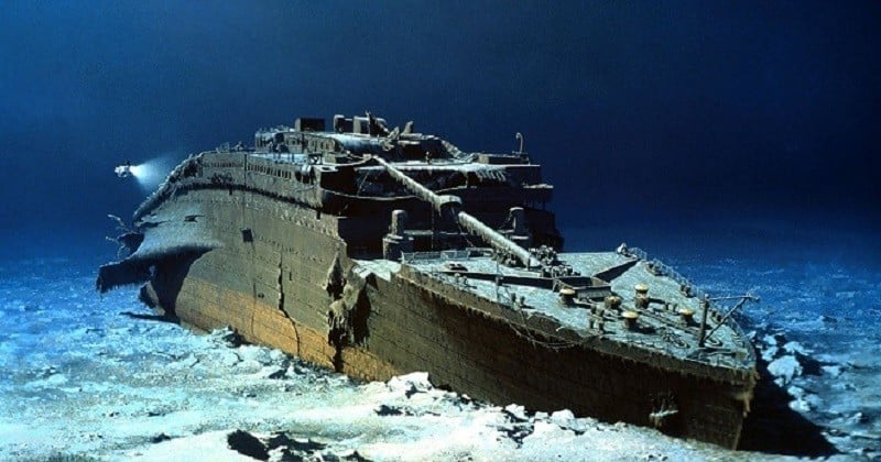 Plus de 100 ans après son naufrage, le Titanic est sur le point de totalement disparaître des profondeurs...