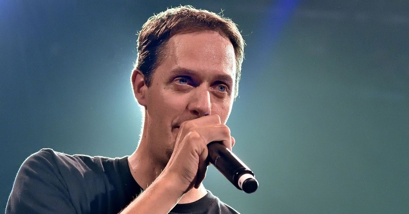 Grand Corps Malade veut « voir Hoshi sur un poster » et répond en musique à Fabien Lecoeuvre, coupable de body shaming	