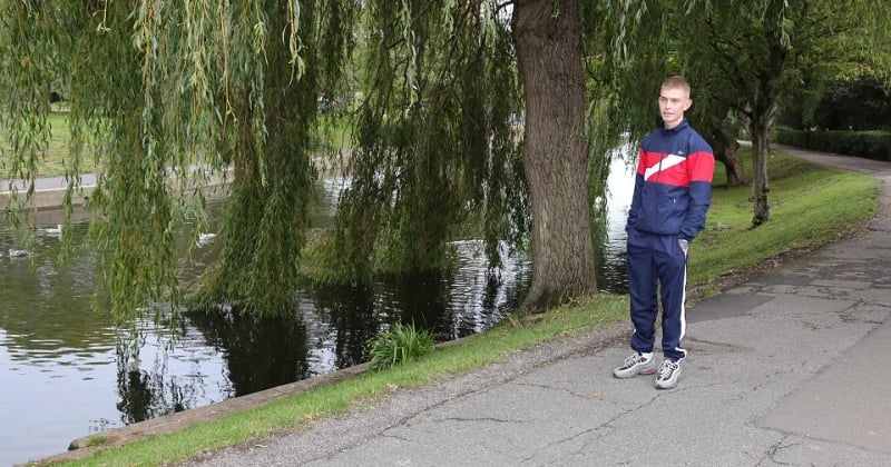 Un adolescent a plongé dans un canal pour sauver un bébé âgé de sept semaines