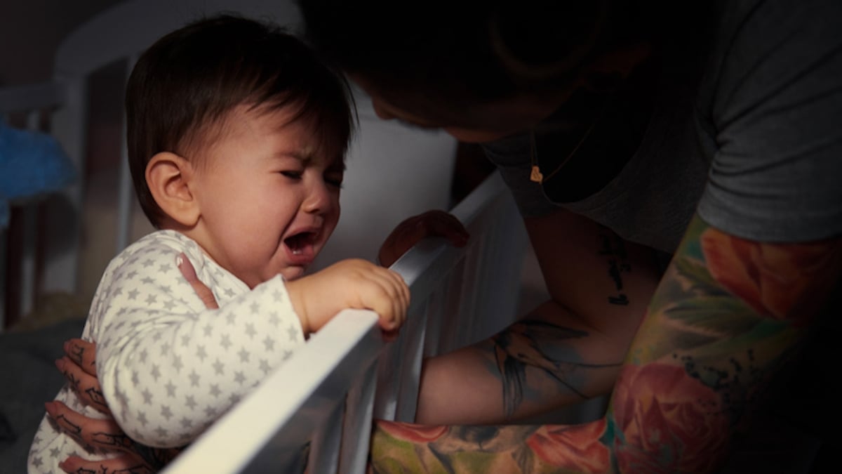 “Il s'est précipité sur notre fille...” : un inconnu débarque en pyjama et sauve la vie d'un bébé