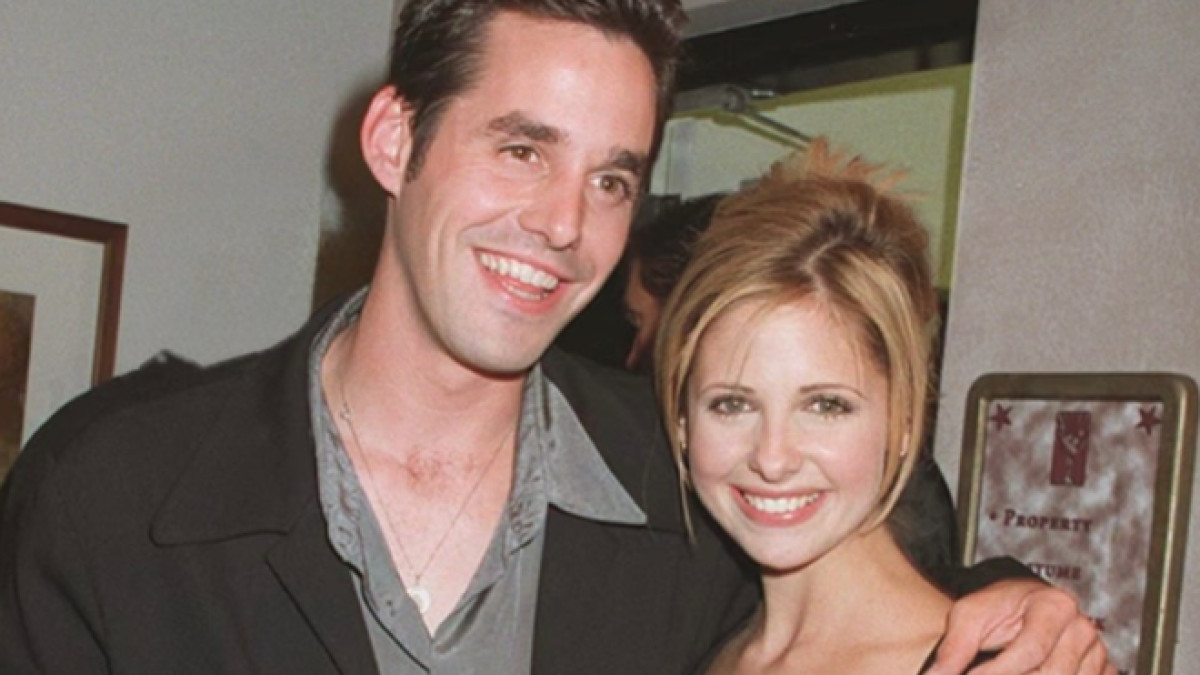 Mort de Nicholas Brendon : les stars de “Buffy contre les vampires” lui rendent un hommage poignant