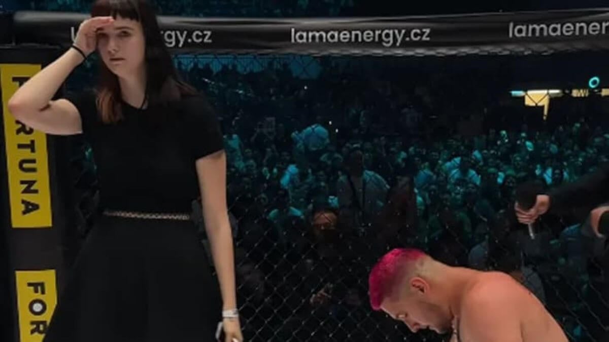 Il perd son combat de MMA puis fait sa demande en mariage devant 20 000 personnes, mais rien ne se passe comme prévu