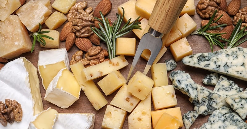 Les fromages les moins caloriques à consommer sans modération (ou presque)