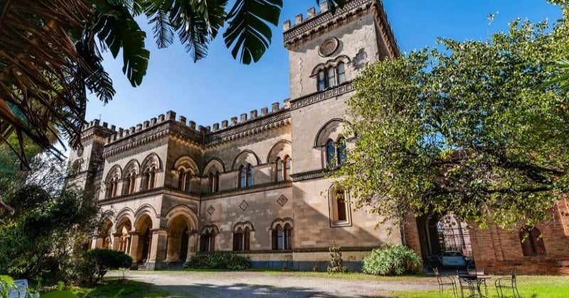 Ce château en Sicile avec chapelle privée et 22 chambres est hallucinant 