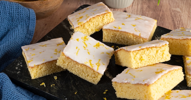 Invitez la gourmandise à l'heure du goûter avec ce merveilleux brownie au citron !