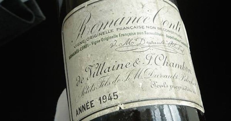 Un Romanée-Conti millésime 1945, vendue à 482 000 euros, devient la bouteille de vin la plus chère du monde