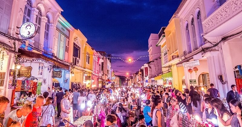Phuket va offrir des séjour à 1 euro la nuit pour fêter sa réouverture aux touristes