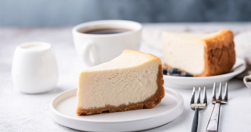 Offrez-vous un moment de pure gourmandise avec la recette du vrai cheesecake à la new-yorkaise !