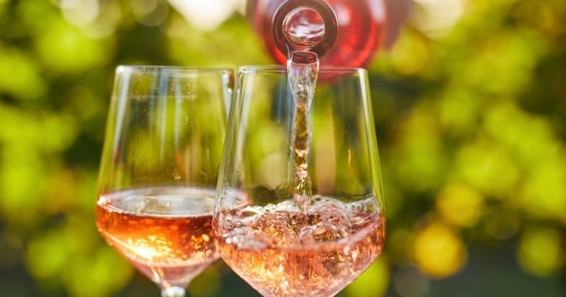 Les Français sont les plus gros buveurs de rosé au monde et boivent 35% de la consommation mondiale