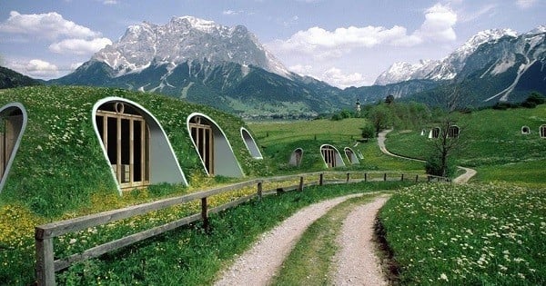 Découvrez ces petites maisons incroyables de Hobbits à monter soi-même en trois jours