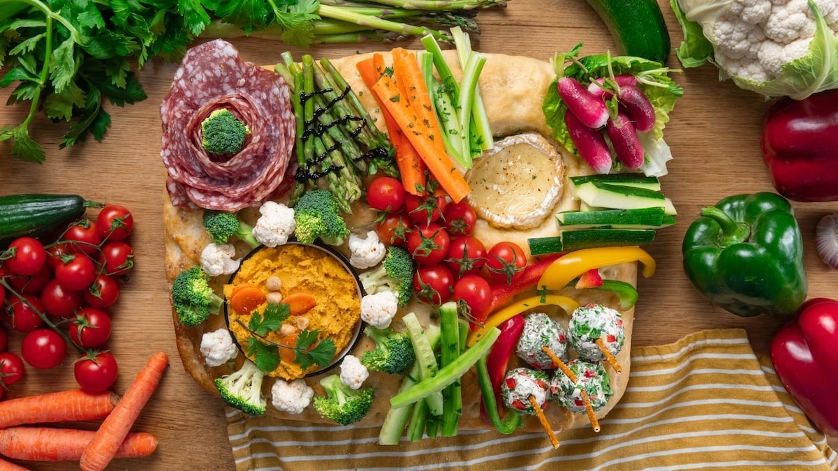 Craquez pour cette planche mixte apéro 100% gourmande aux légumes !