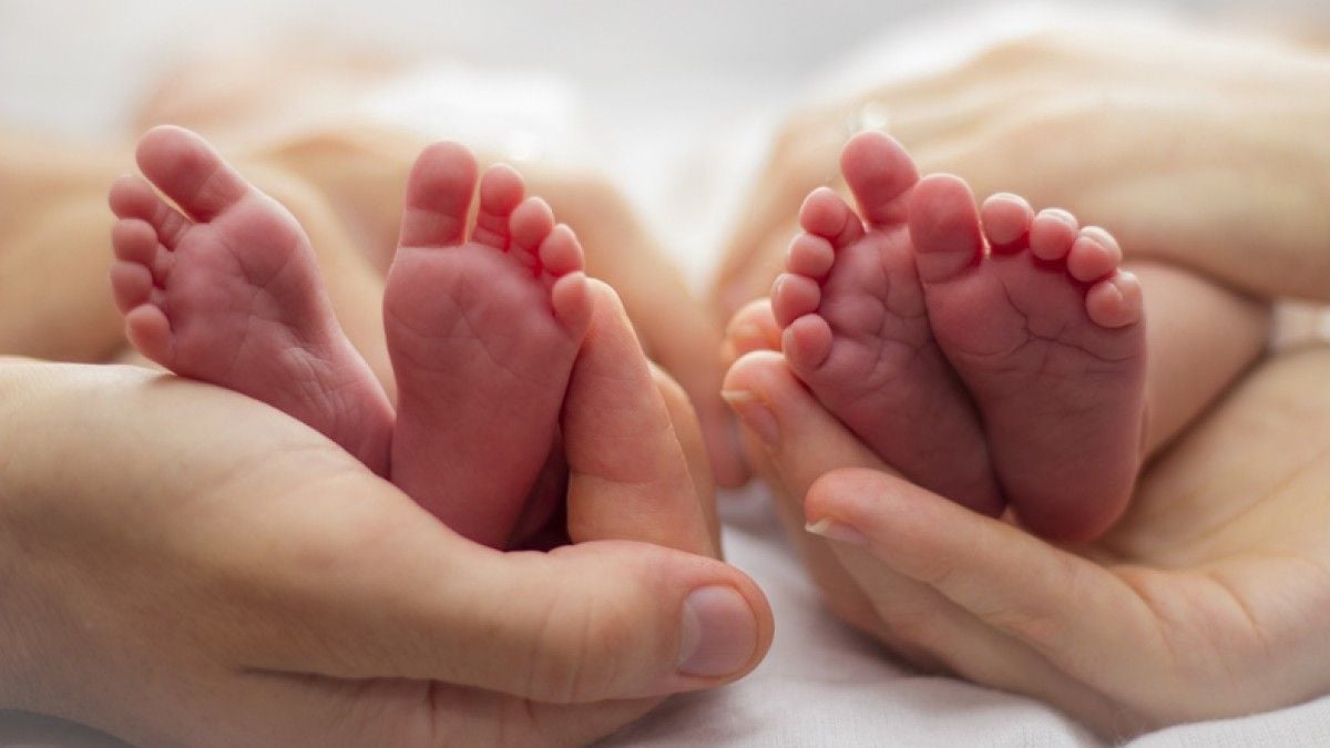Des pieds de bébés