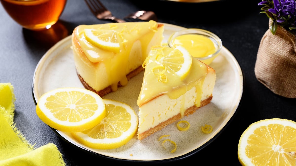 Ce cheesecake sans cuisson au citron va vous rendre accro ! (la recette facile pour 6 personnes)